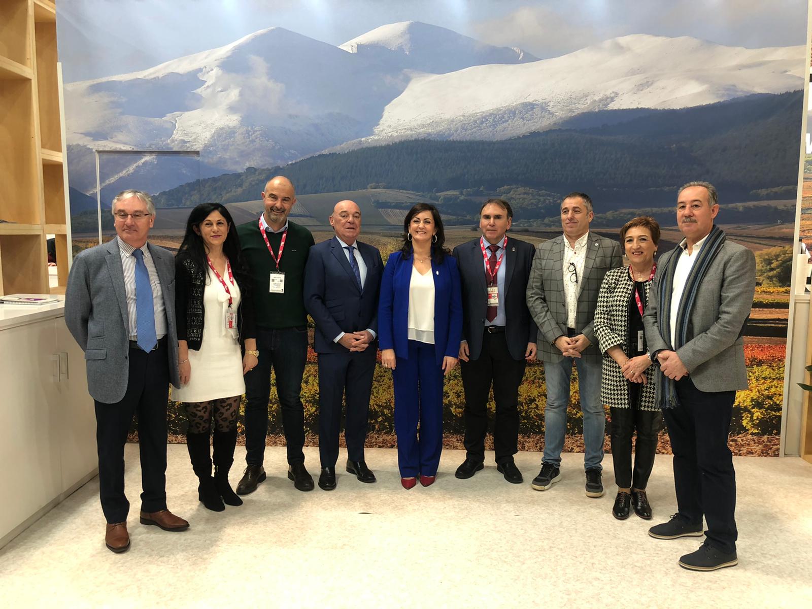 Imagen de la noticia La FER y las Asociaciones Turísticas promocionan La Rioja como destino de calidad en FITUR