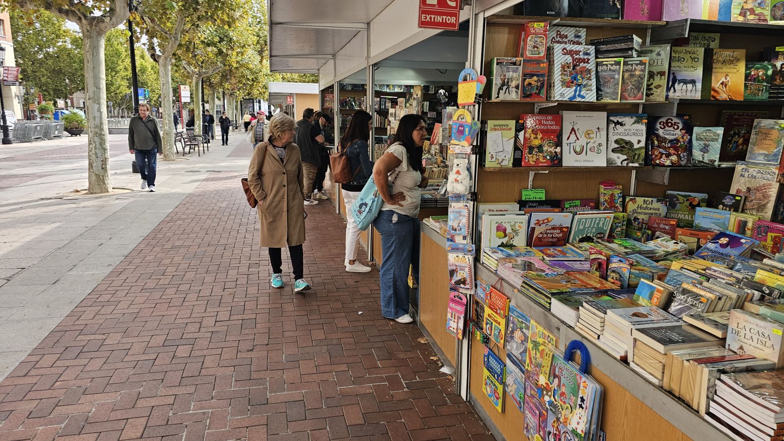 La 44 edicin de la Feria del Libro Antiguo y de Ocasin se desarrolla del 3 al 19 de octubre