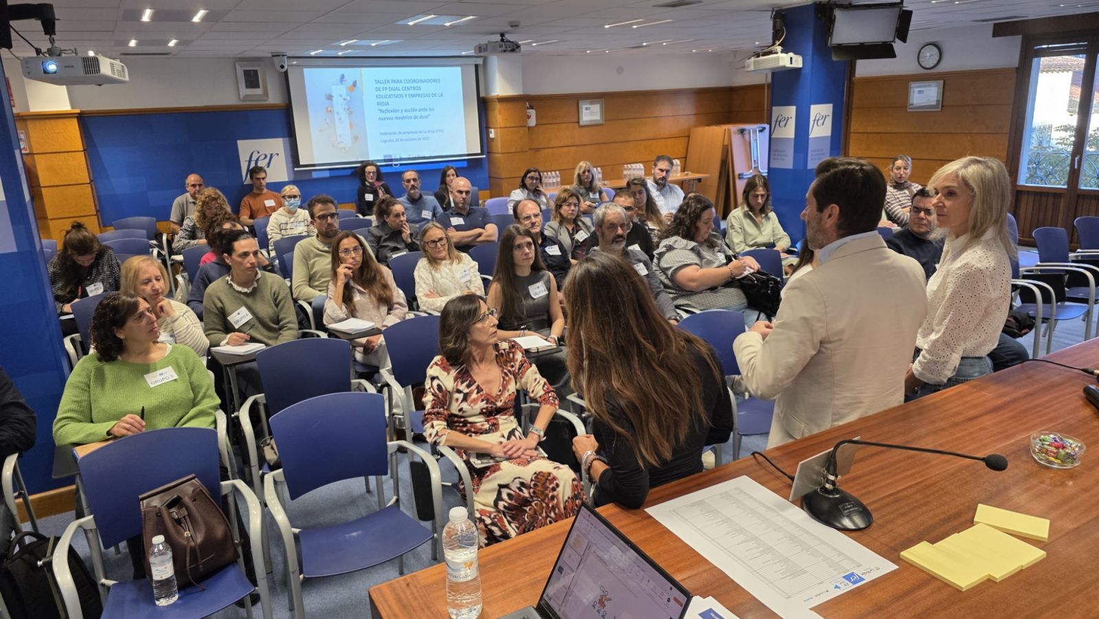 Empresas y centros educativos reflexionan sobre el nuevo ecosistema de FP dual