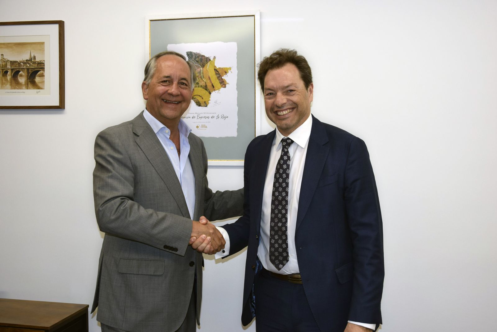 Unicaja y la FER firman un acuerdo para facilitar financiaci�n y servicios a las empresas de La Rioja