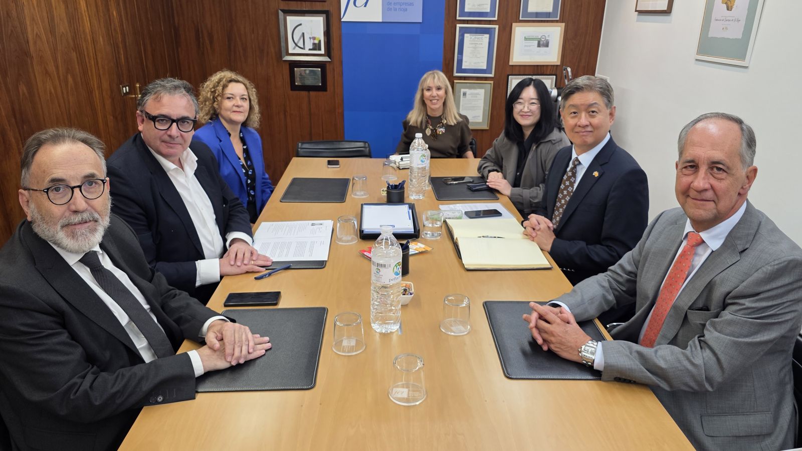 Empresas riojanas buscan oportunidades comerciales y de inversi�n en Corea
